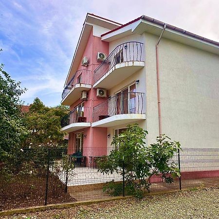 Hotel Vila Lucy Costinești Exterior foto